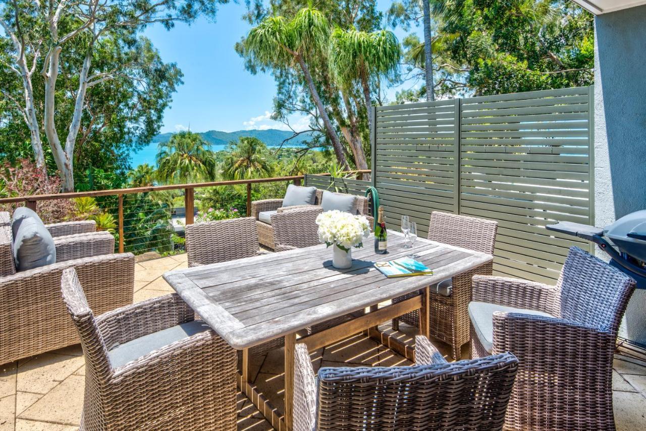 Sunset Waters Apartments Hamilton Island Bagian luar foto