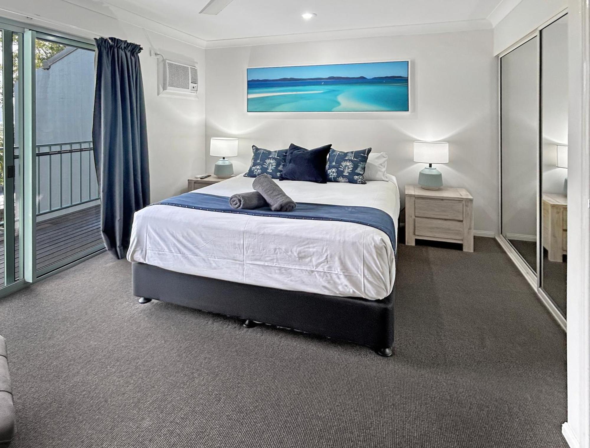 Sunset Waters Apartments Hamilton Island Bagian luar foto